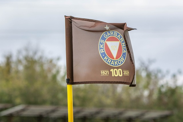 23.34岁，巴萨客战赫罗纳首发平均年龄创队史95年来最低纪录